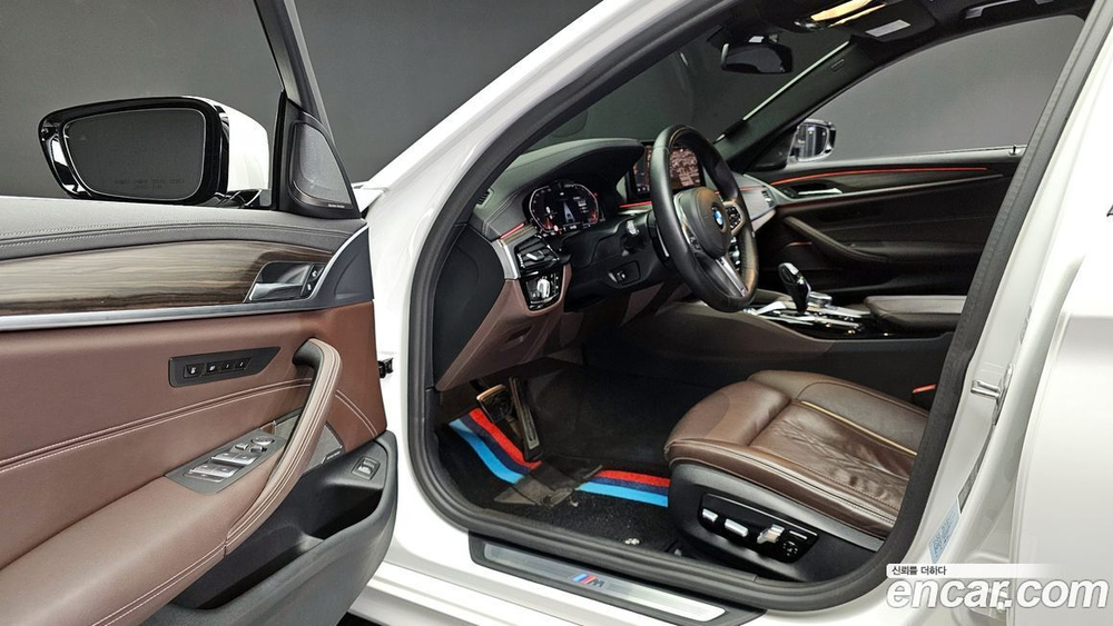 BMW 5 Series (G30) 530i M Sports (11.2020)