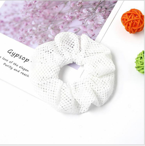 SALE! Модный аксессуар !!! Яркая,стильная резинка для волос. Цвет белый, 1 шт.