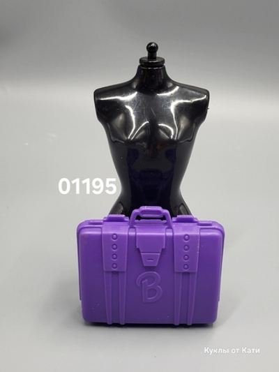 Аксессуар для куклы Барби винтаж - чемодан 01195