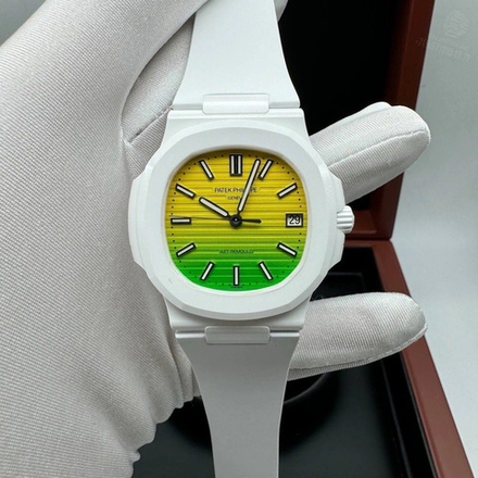 Часы Patek Philippe Nautilus White Ceramica 40