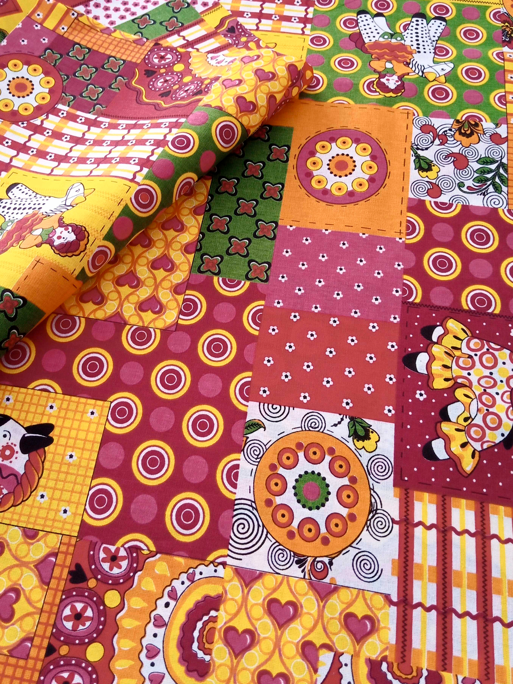 Ткань бязь плательная, рис. "Дымковская игрушка", ширина 150 см, арт. 103