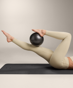 OYSHO Легинсы Evermove с высокой посадкой и длиной до щиколотки, светло-бежевый меланж