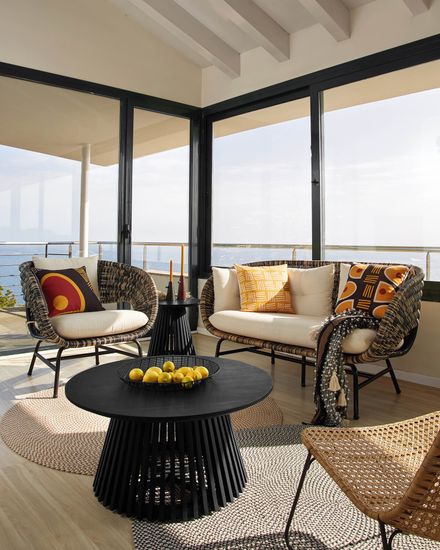 Журнальный столик Irune Ø50 черный Испания