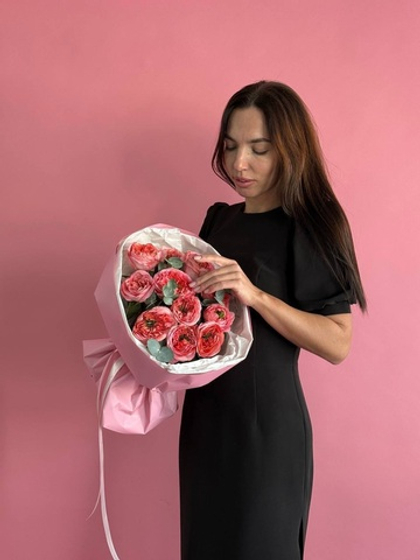 Букет пионовидных роз #74