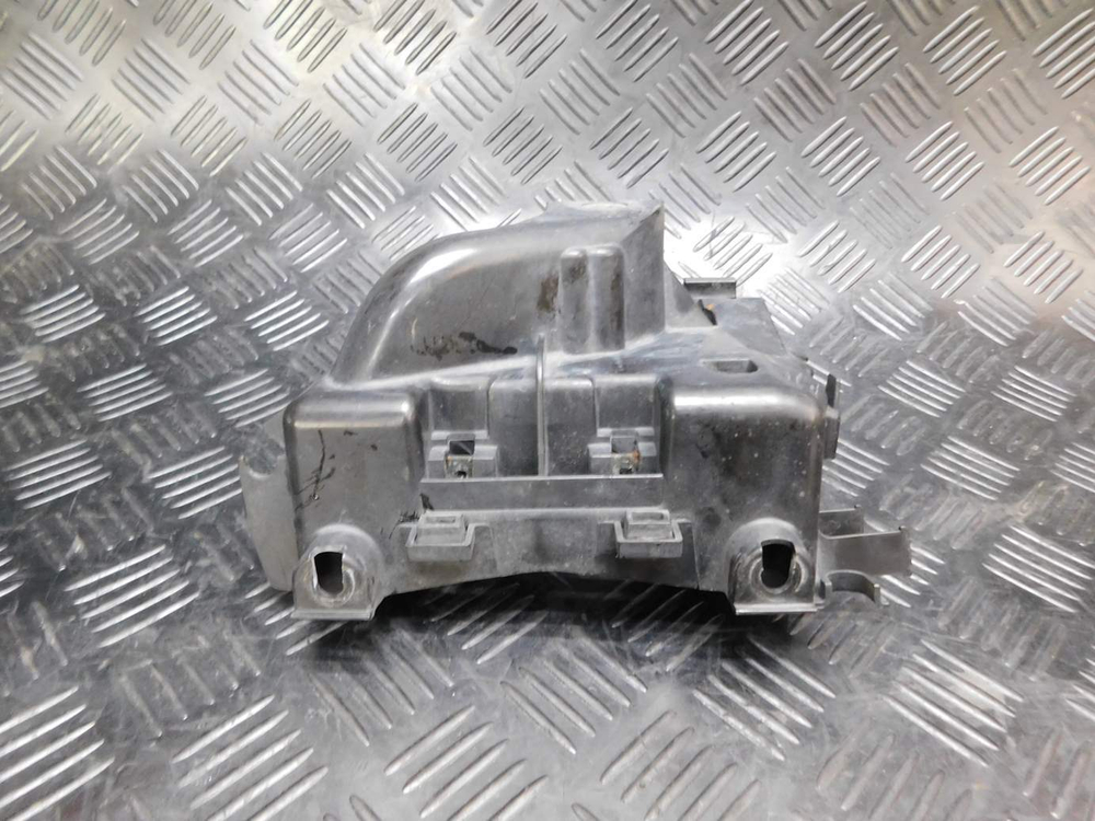 Пластик внутренний Honda Shadow VT400S NC46 50330-MGR-670