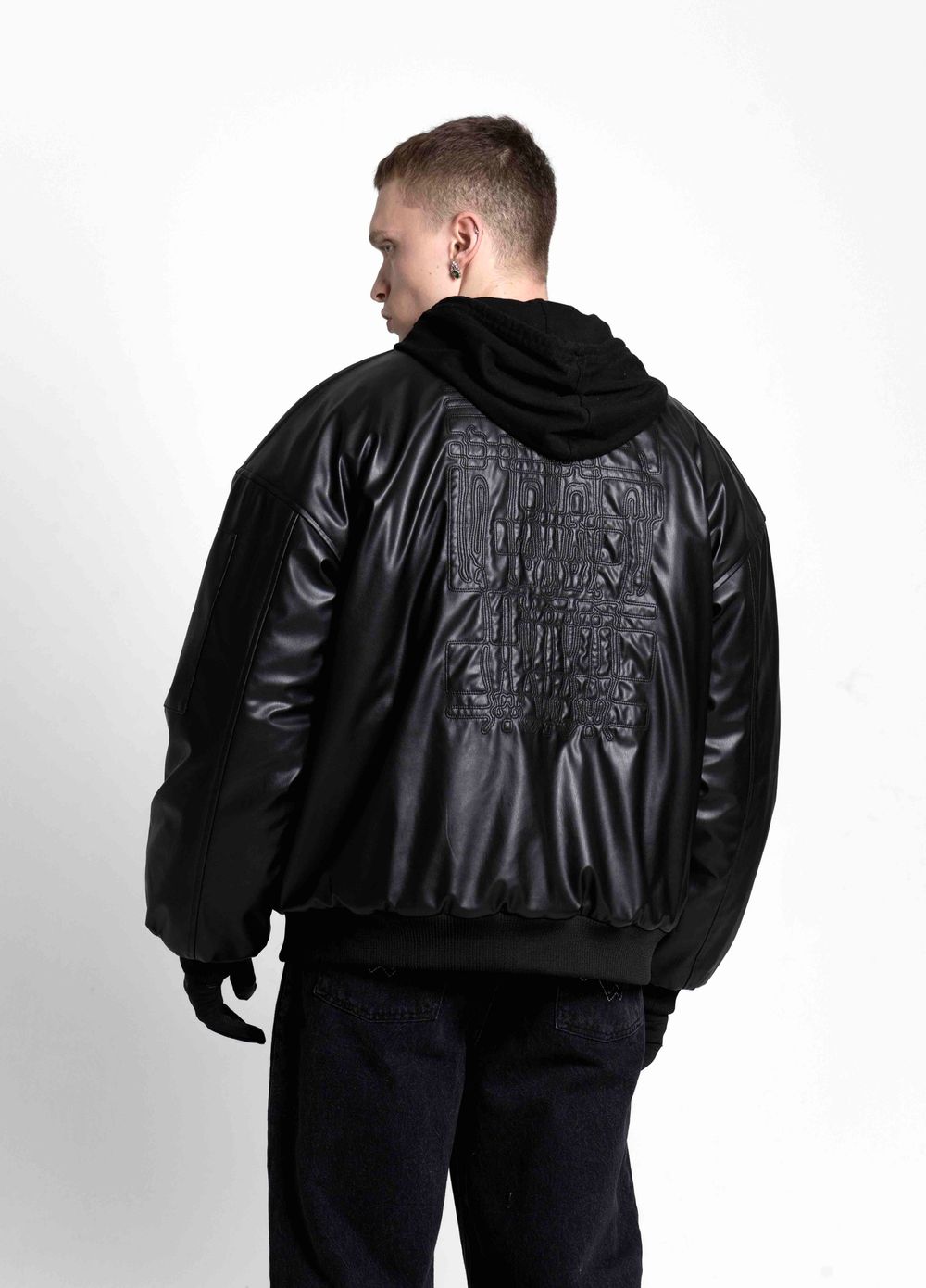 Купить Куртка Issaya Racer Jacket черная Куртка Issaya Racer Jacket черная