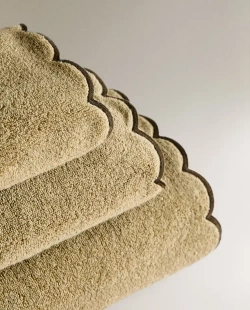 ZARA HOME БАННОЕ ПОЛОТЕНЦЕ С ВОЛНИСТОЙ КРОМКОЙ, ХАКИ