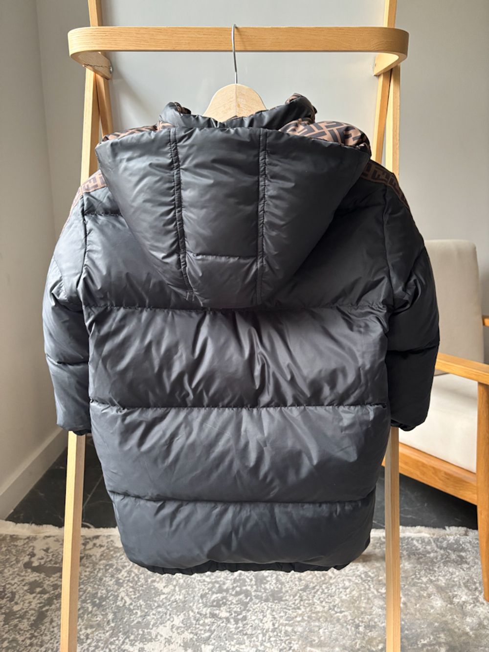 Пуховик Fendi, 116