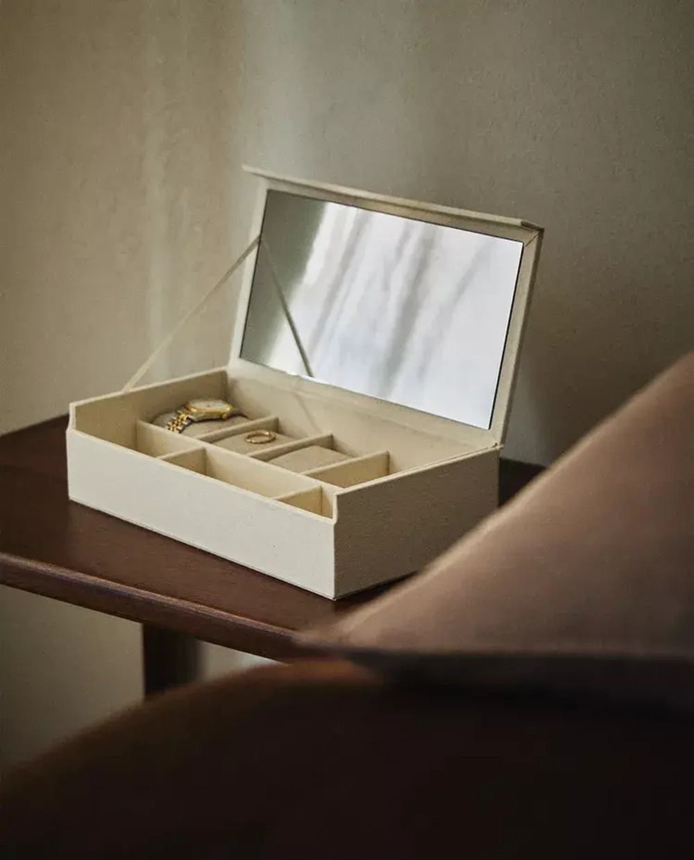 ZARA HOME ШКАТУЛКА ДЛЯ ДРАГОЦЕННОСТЕЙ, СВЕТЛО-БЕЖЕВЫЙ
