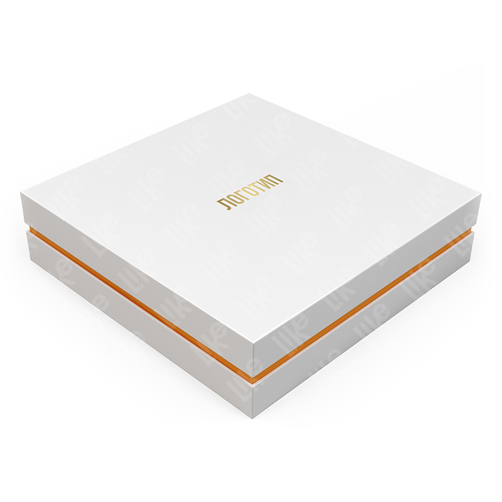 Картонный футляр с прослойкой под большой ювелирный комплект.