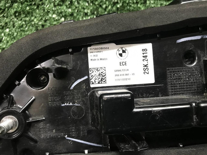 Фонарь левый внутренний BMW X5 G05 (2018-2023)