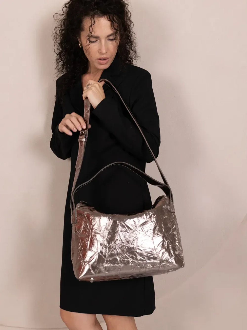 Сумка багет через плечо натуральная кожа тоут