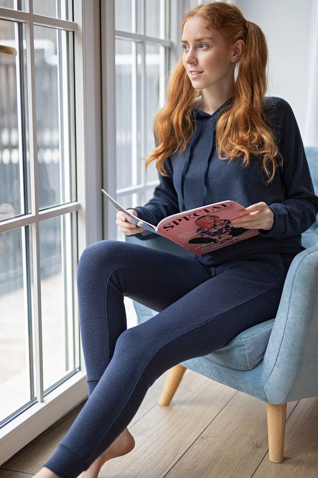 Женский костюм для дома и отдыха – худи и джоггеры