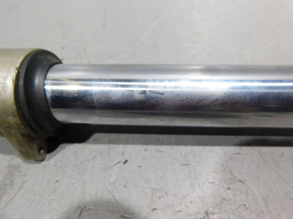 Перо вилки левое Suzuki GSF 600 S293-L 028125