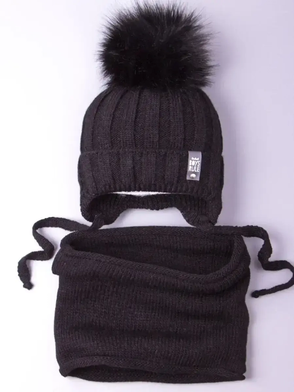 Шапка для мальчика зимняя вязаная и снуд