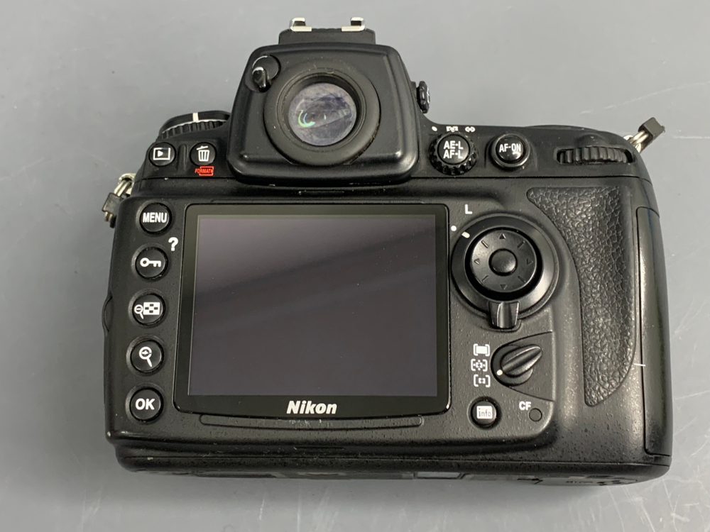 Nikon D700 43.100 кадров