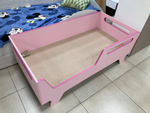 Кровать на ножках 800*1600 розовый
