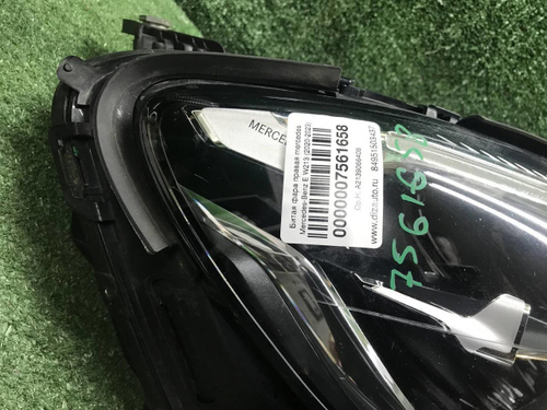 Фара правая Mercedes E W213 (2020-2023) LED