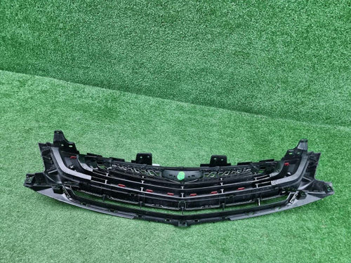 Решетка радиатора Geely Coolray (2019-2024)