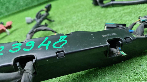 Проводка моторного отсека Geely Coolray (19-24)