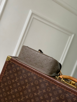 Louis Vuitton Diane