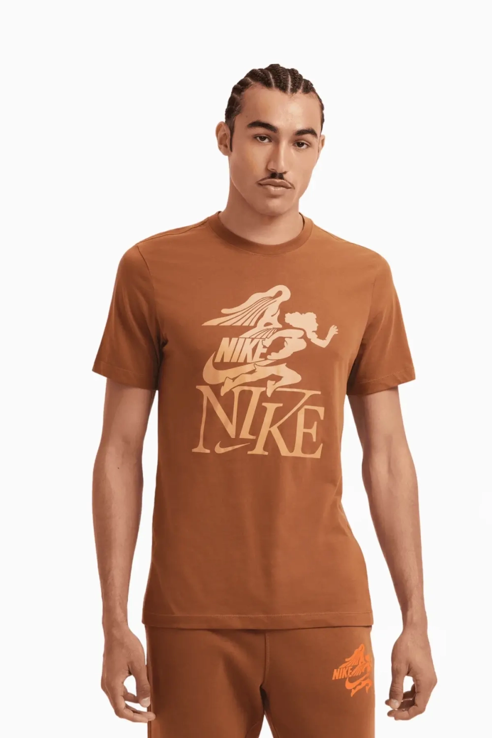 Футболка Nike Sportswear Club - коричневый