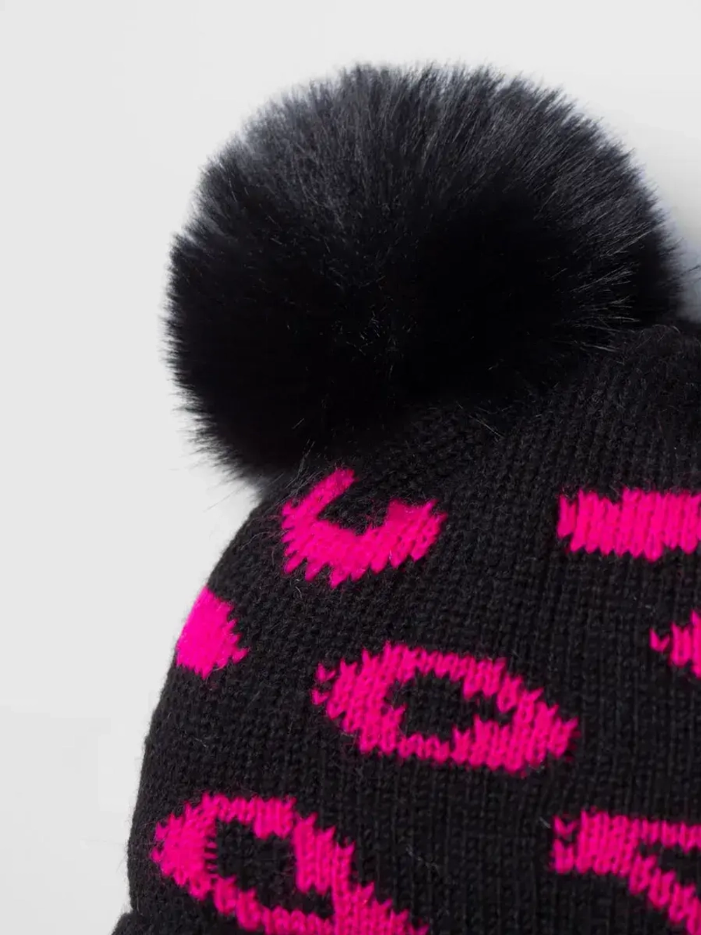 Шапка для девочки зимняя вязаная с ушками