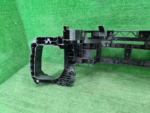Телевизор Lixiang L7 (2022-н.в.)
