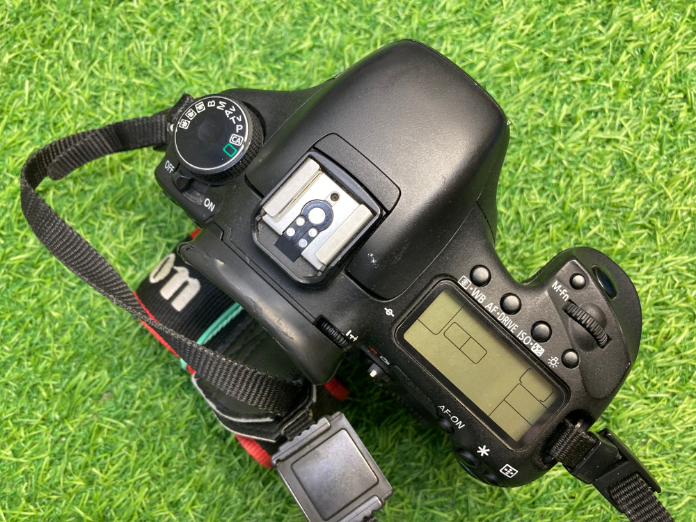 Canon EOS 7D (28.000 кадров) Покупка/Продажа