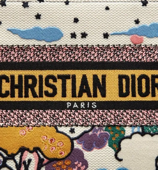 Сумка Dior Book Tote, модель маленького формата белый