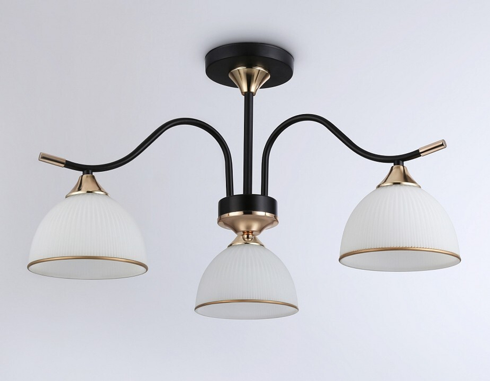 Люстра на штанге Ambrella Light TR TR3161