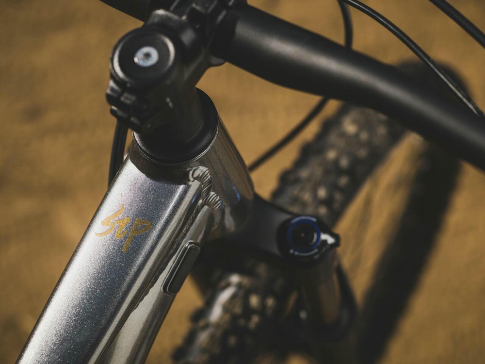 Горный велосипед Giant STP 26 (2022)