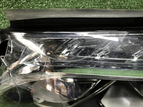 Битая Фара левая Mercedes GLS x166 (2015-2019) LED