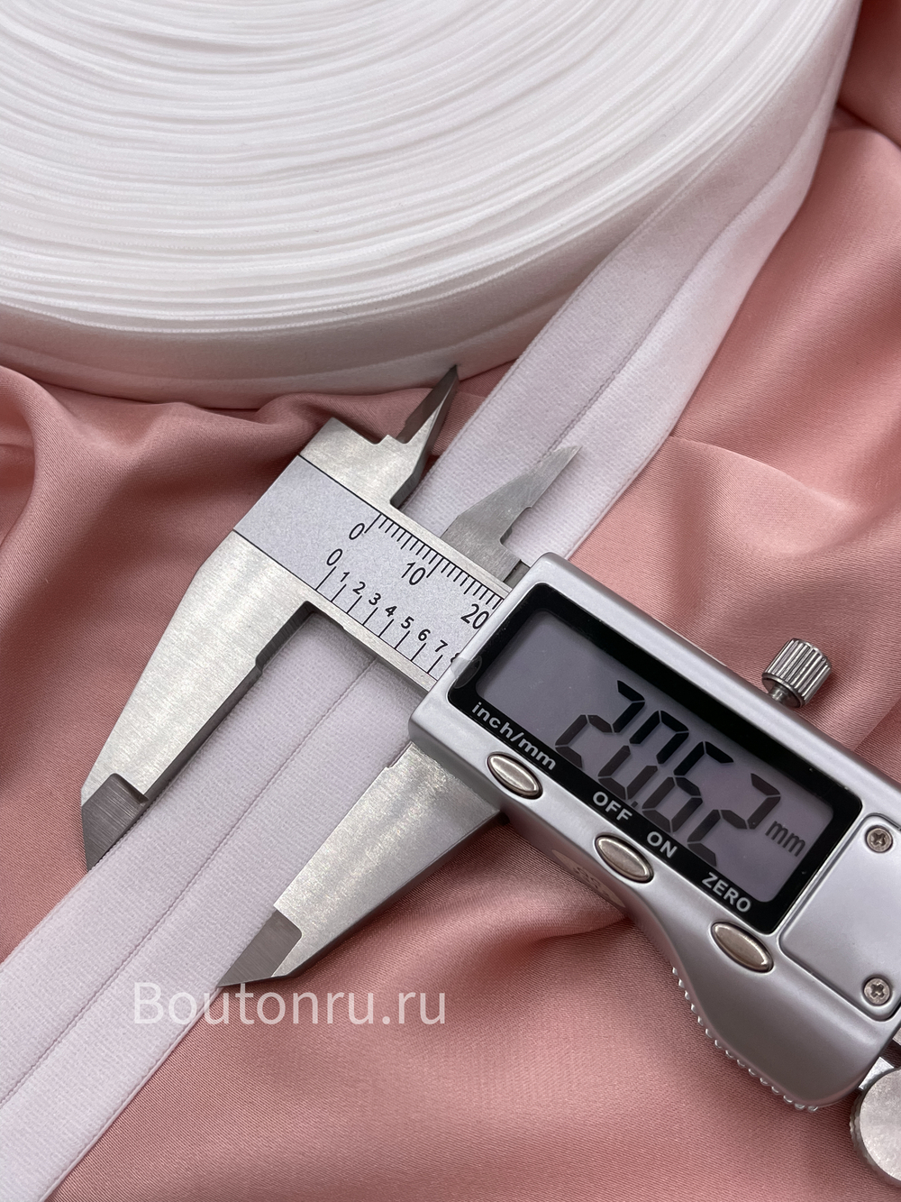 Эластичная косая бейка белая 22 мм