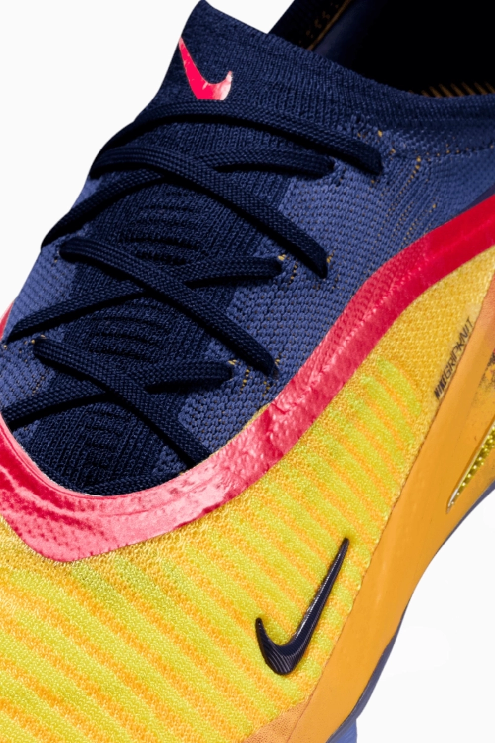 Бутсы Nike Phantom 6 Low Elite Erling Haaland FG
