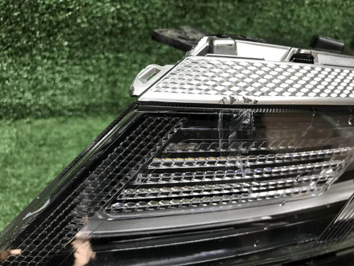 Битая Фара левая Kia Seltos (2019-2022) галоген