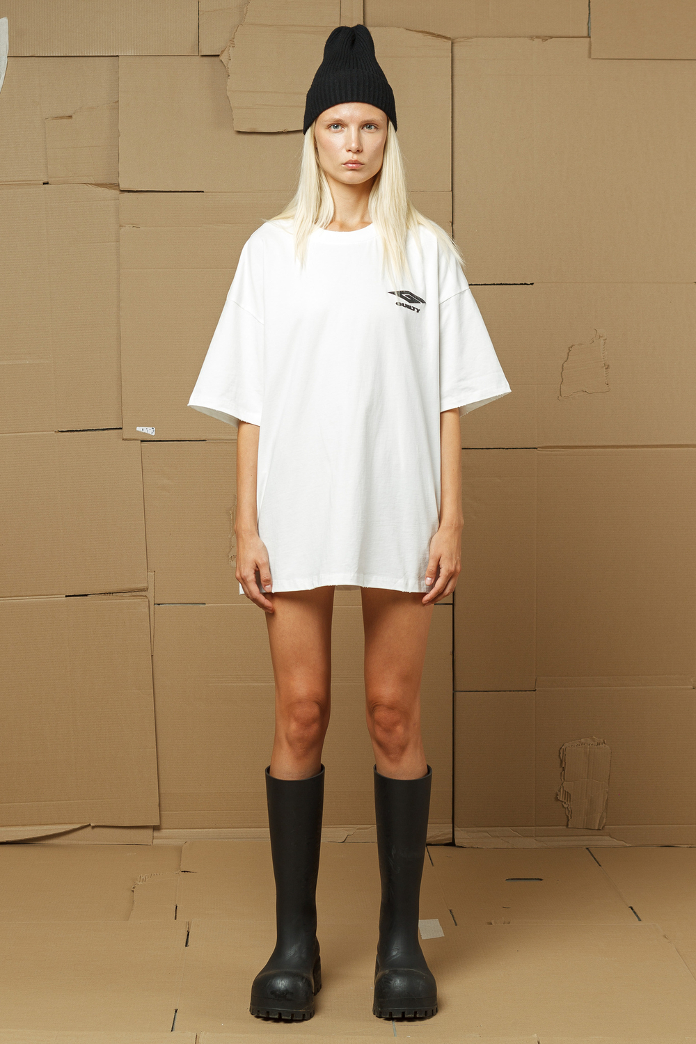 Off-white GU Tee