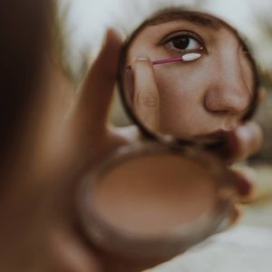 Палочка для макияжа многоразовая LastSwab в голубом кейсе