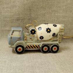 Фарфоровая ёлочная игрушка "Бетономешалка"