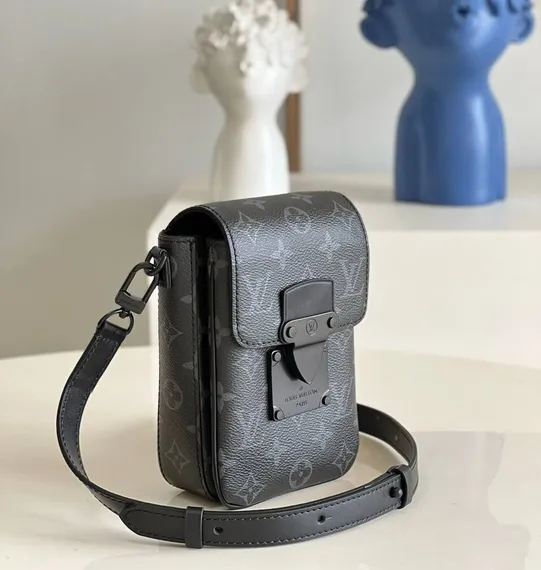 Бумажник Louis Vuitton S-lock Vertical Wearable темно-серый