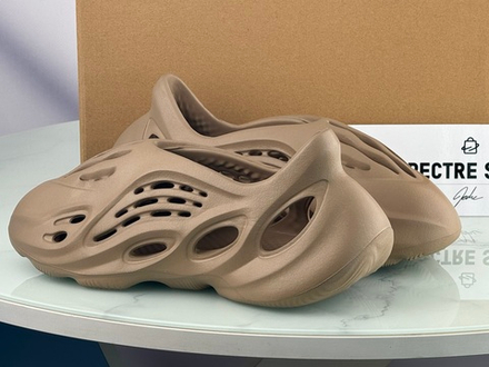 Yeezy Foam Runner Mist (маломерки)