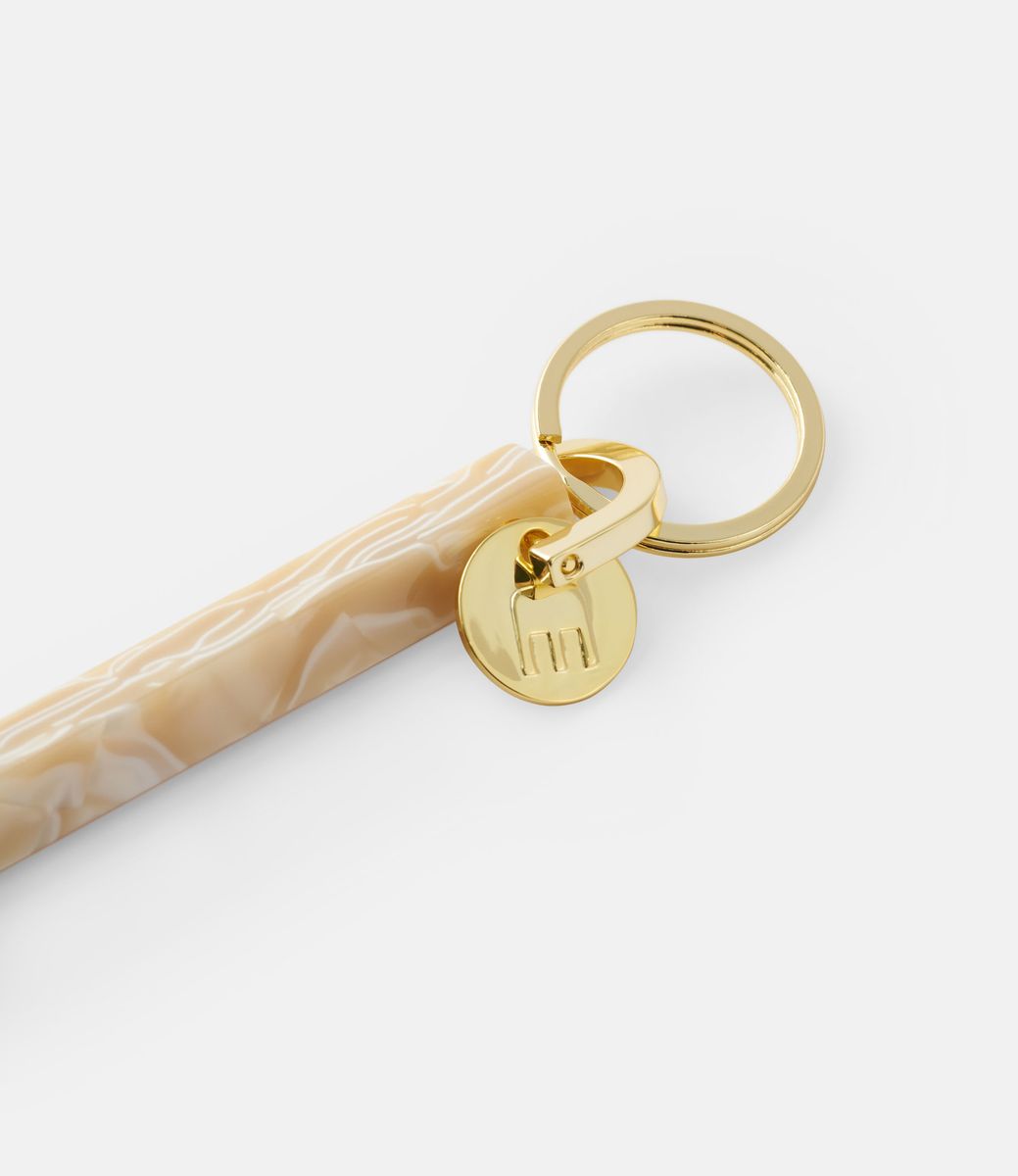 Machete Bar Keychain in White Shell — брелок из ацетата