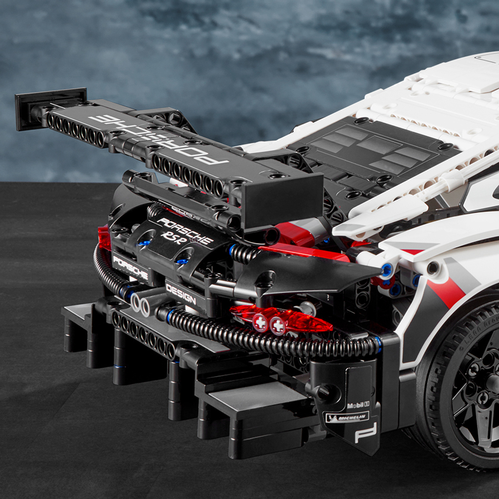 LEGO Technic: Porsche 911 RSR 42096 — Porsche 911 RSR — Лего Техник