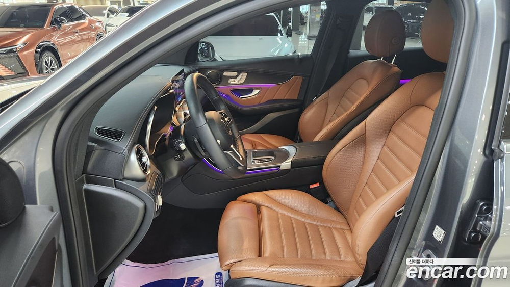 Mercedes-Benz GLC-Class X253 GLC300e 4MATIC Coupe Premium 패키지 (03.2022)