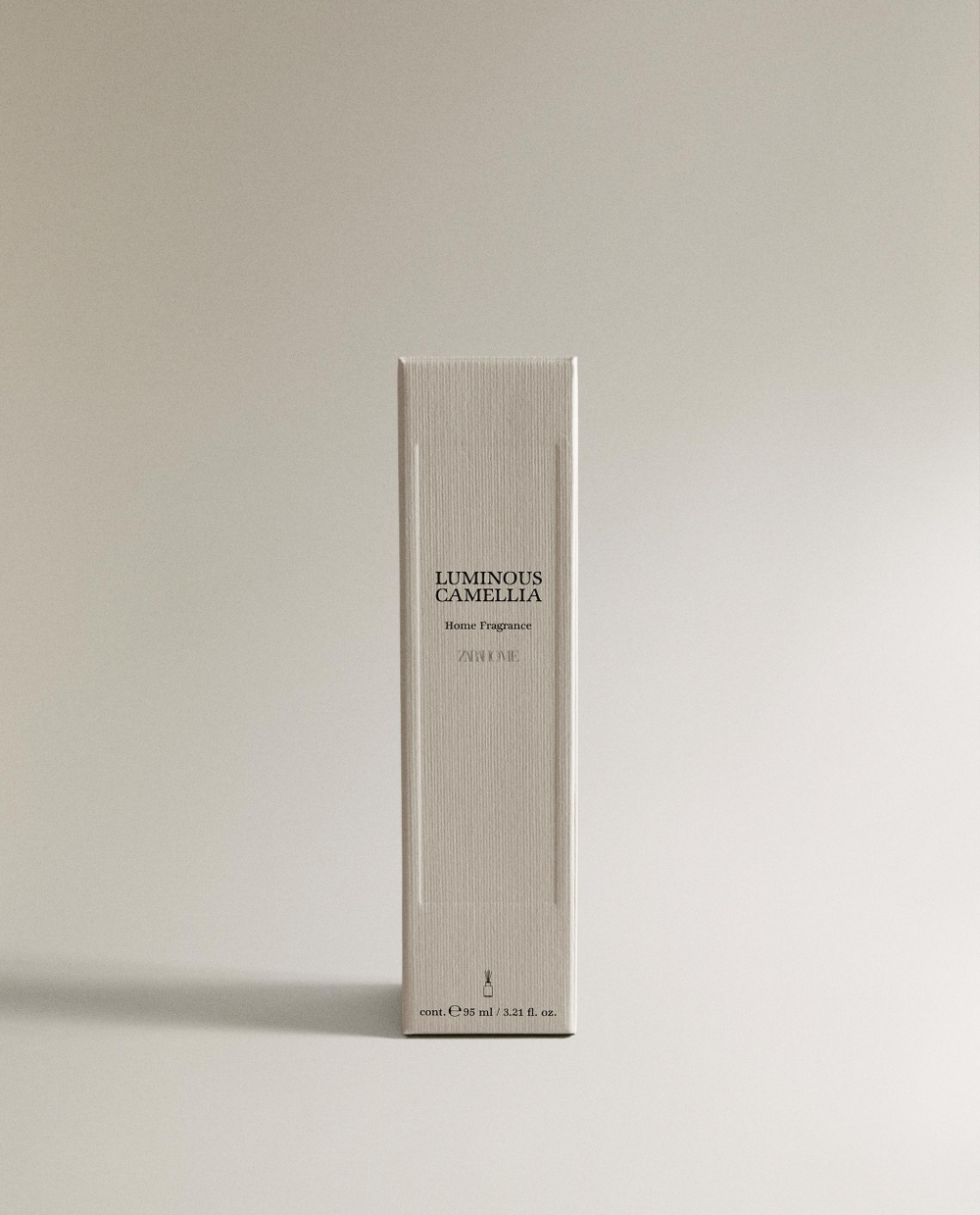 Zara Home Аромадиффузор Luminous Camellia 95 мл, тростниковые палочки микадо, аромат цветочный, Розовый