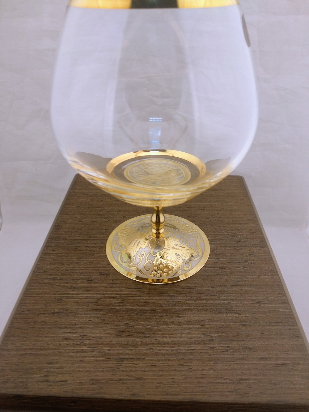 Бокал для коньяка "Виноград" №2 (Златоуст)  в подарочном футляре