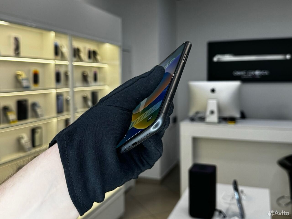 iPhone 11 64 ГБ б/у