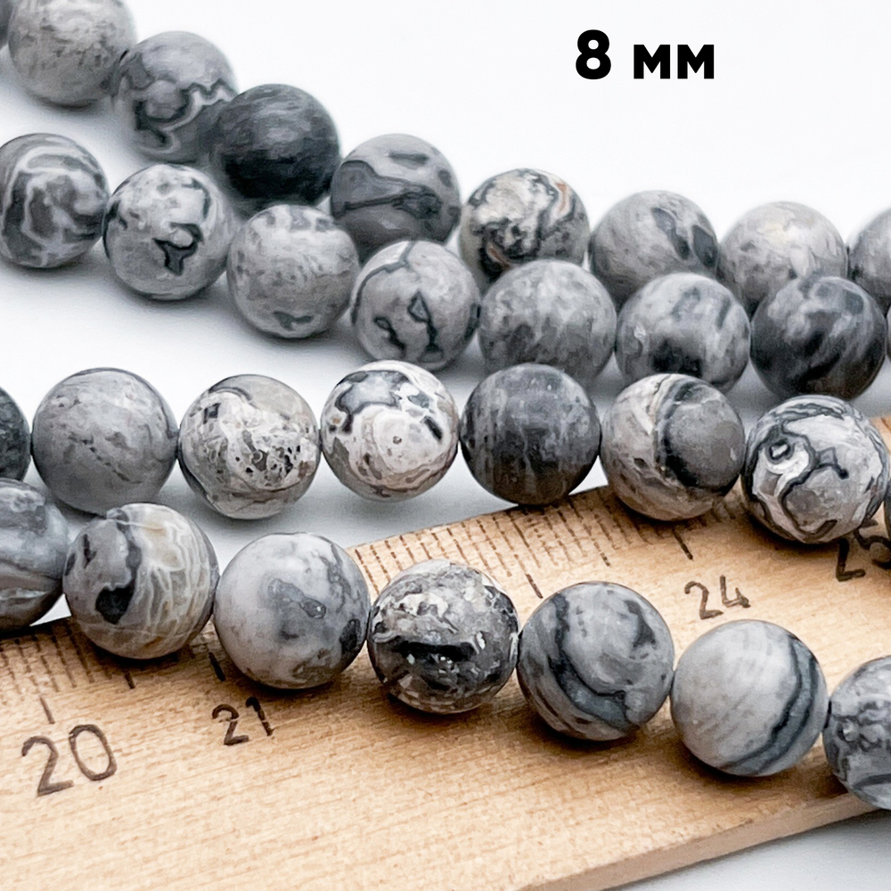 Доломит бусины, диаметр 8,5-8,7 мм, цена за 22-23 шт (1/2 нити)