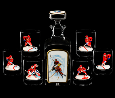 Подарочный набор "Великолепная пятерка Штоф" в футляре из ореха.