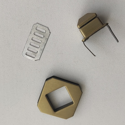 Замок вертушка на винтах Пирамида Антик